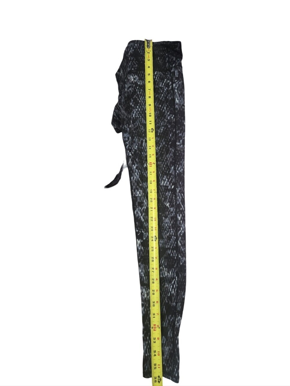 Athleta Leggings Black Snakeskin Yoga Athleisure Athletic Activwear Size S - Picture 4 of 6